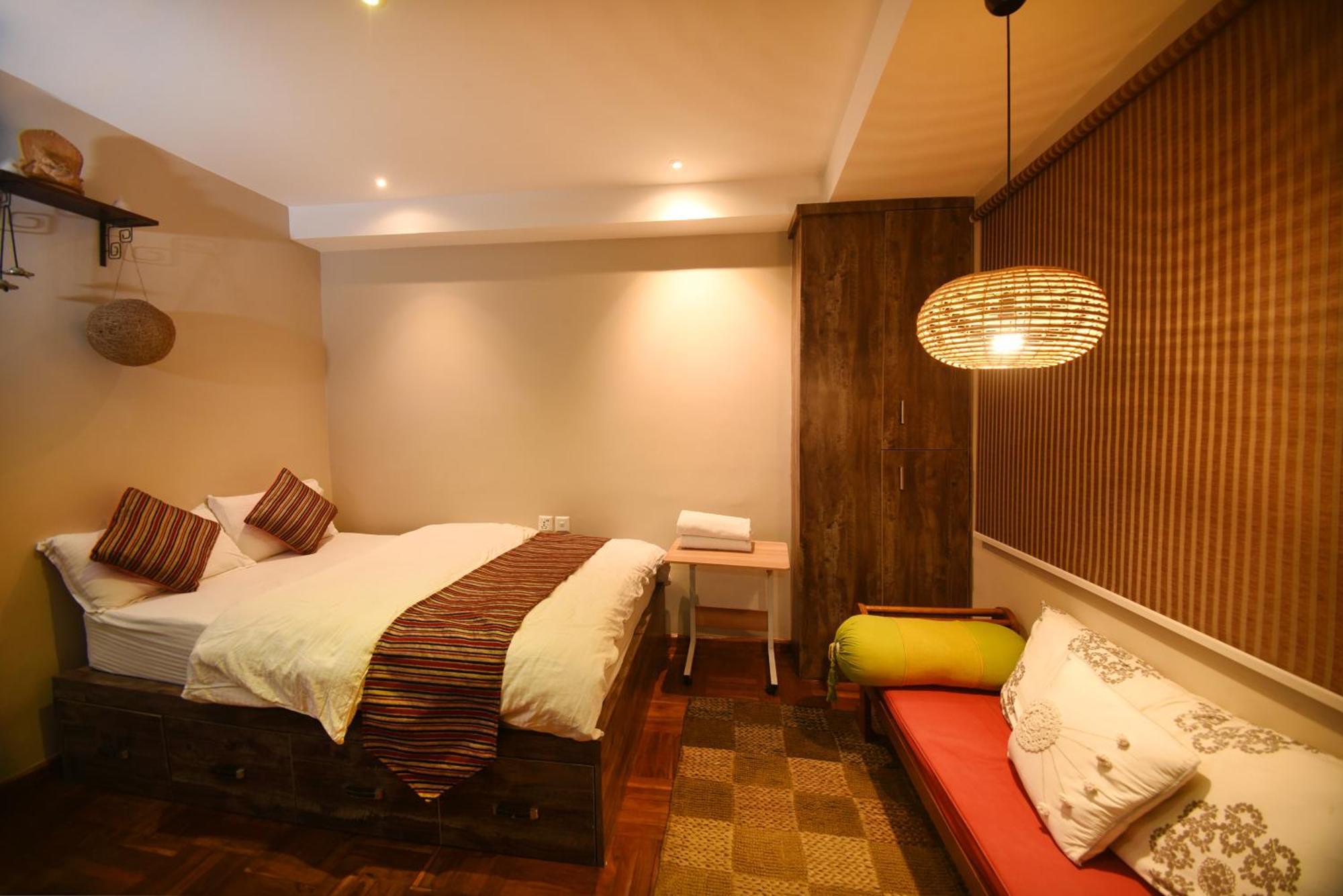 Mums Homestay & Studio Apartments Kathmandu Exteriör bild