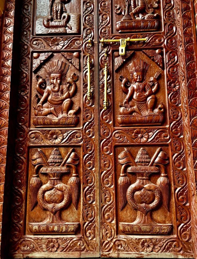 Mums Homestay & Studio Apartments Kathmandu Exteriör bild